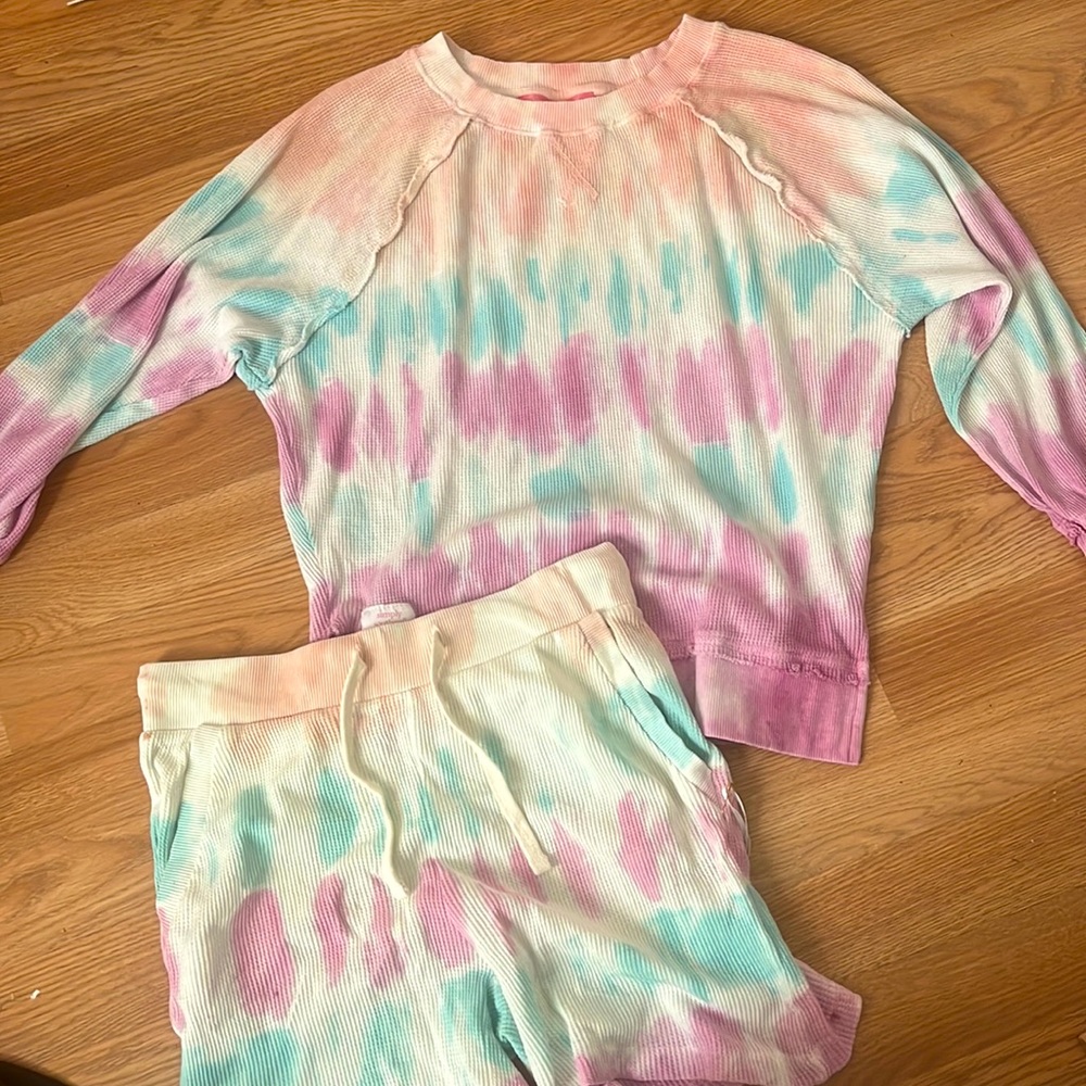 Simply Southern shirt and short set